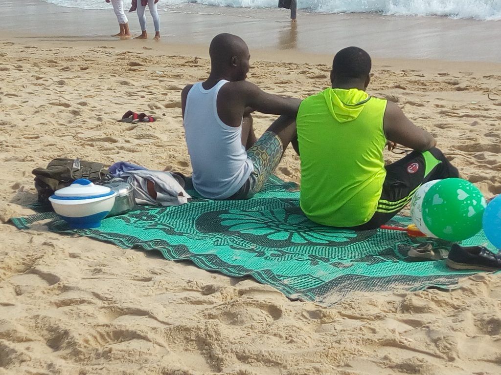 how to have fun on the beaches in lagos