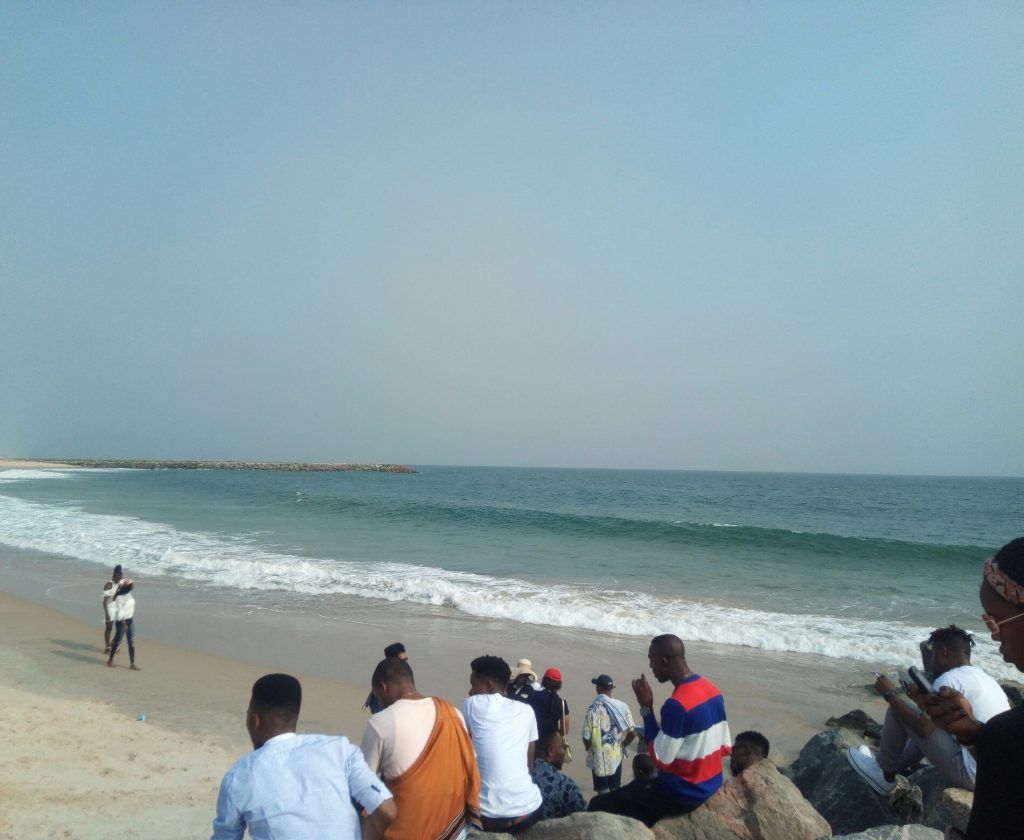 how to have fun on the beaches in lagos