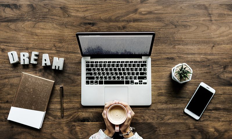 reasons why your blog should be self-hosted 
